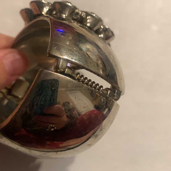 WBM Red & Silver Rhinestone Cuff bracelet NWT - Picture 4 of 4